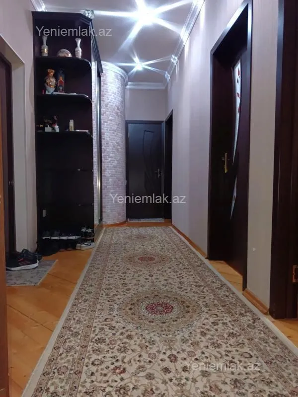 Satılır 3 otaqlı yeni tikili 100 m²