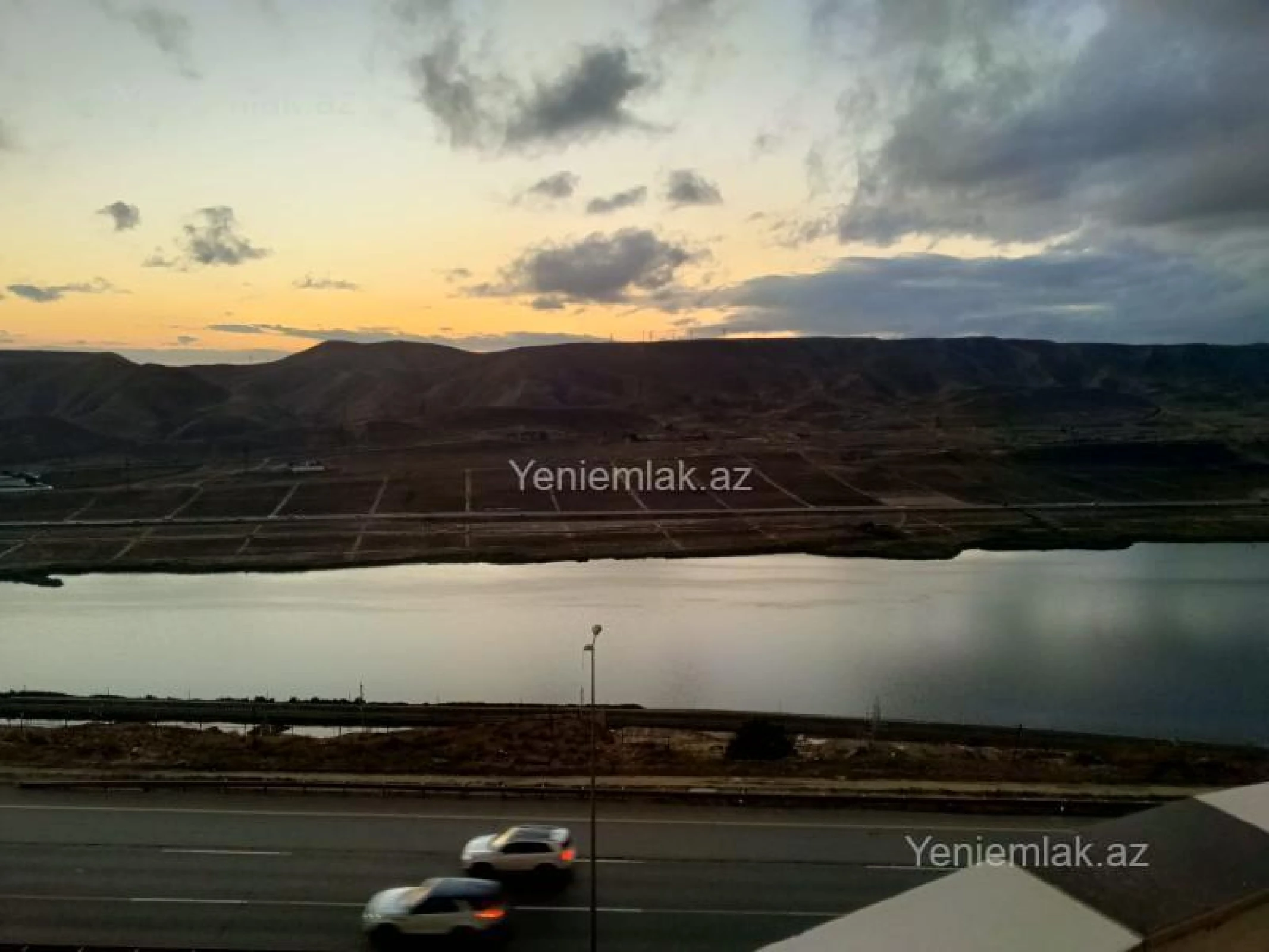 Satılır 3 otaqlı yeni tikili 100 m²