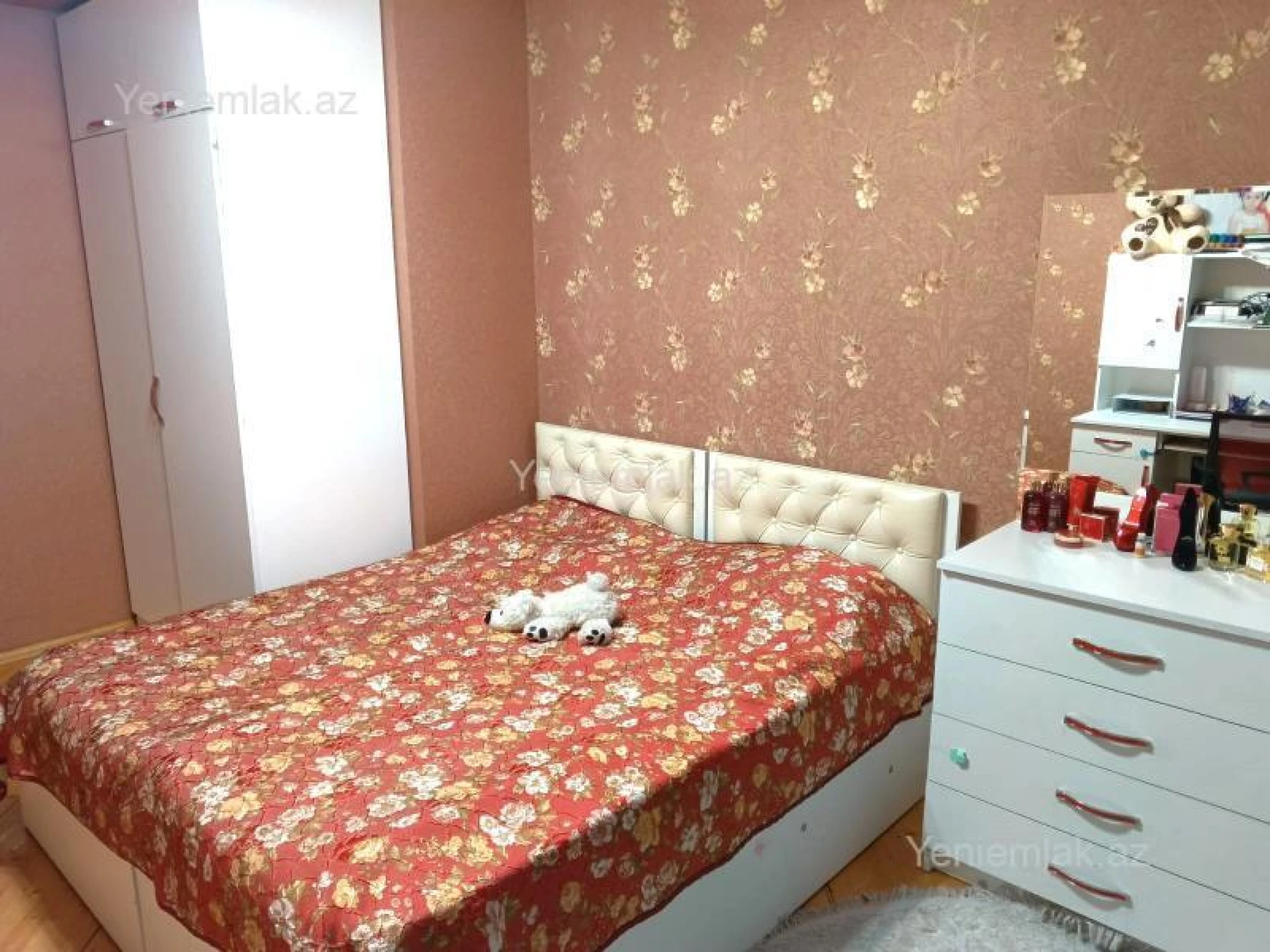 Satılır 3 otaqlı yeni tikili 100 m²