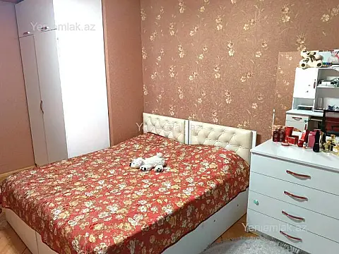 Satılır 3 otaqlı yeni tikili 100 m²