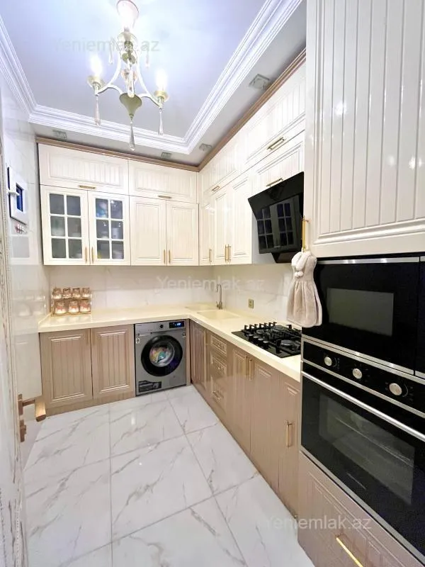 Satılır 2 otaqlı yeni tikili 81 m²