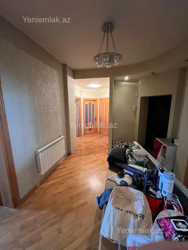 Satılır 3 otaqlı yeni tikili 146 m²