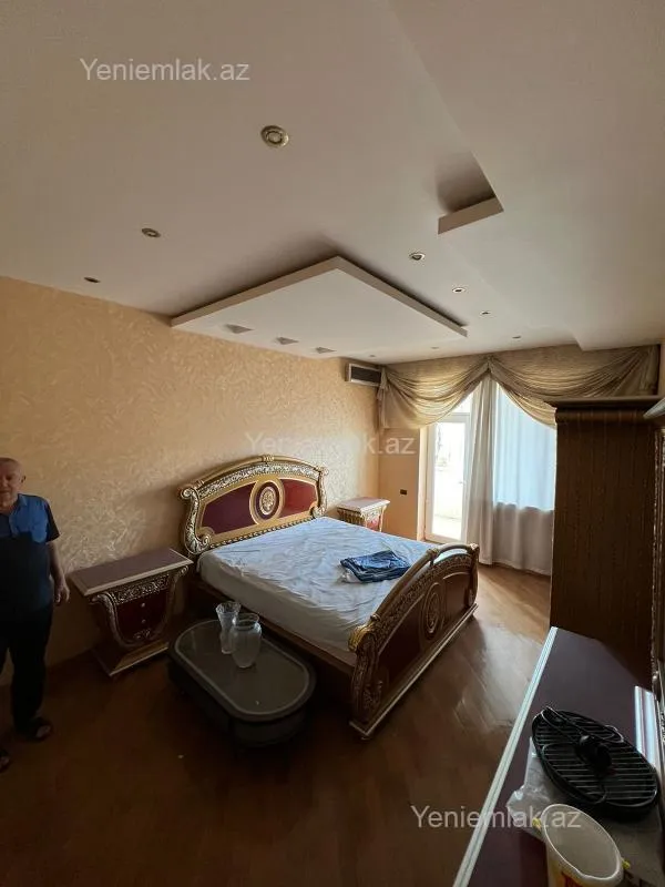 Satılır 3 otaqlı yeni tikili 146 m²