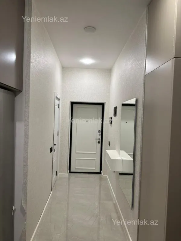 Satılır 2 otaqlı yeni tikili 80 m²