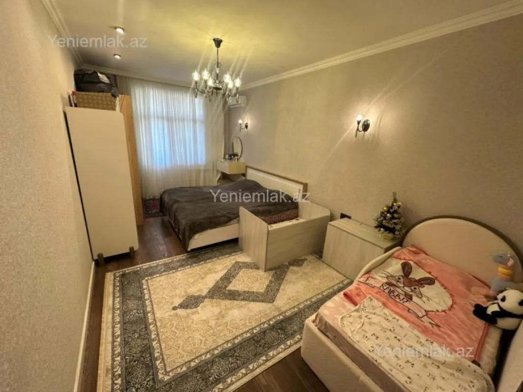 Satılır 2 otaqlı yeni tikili 80 m²