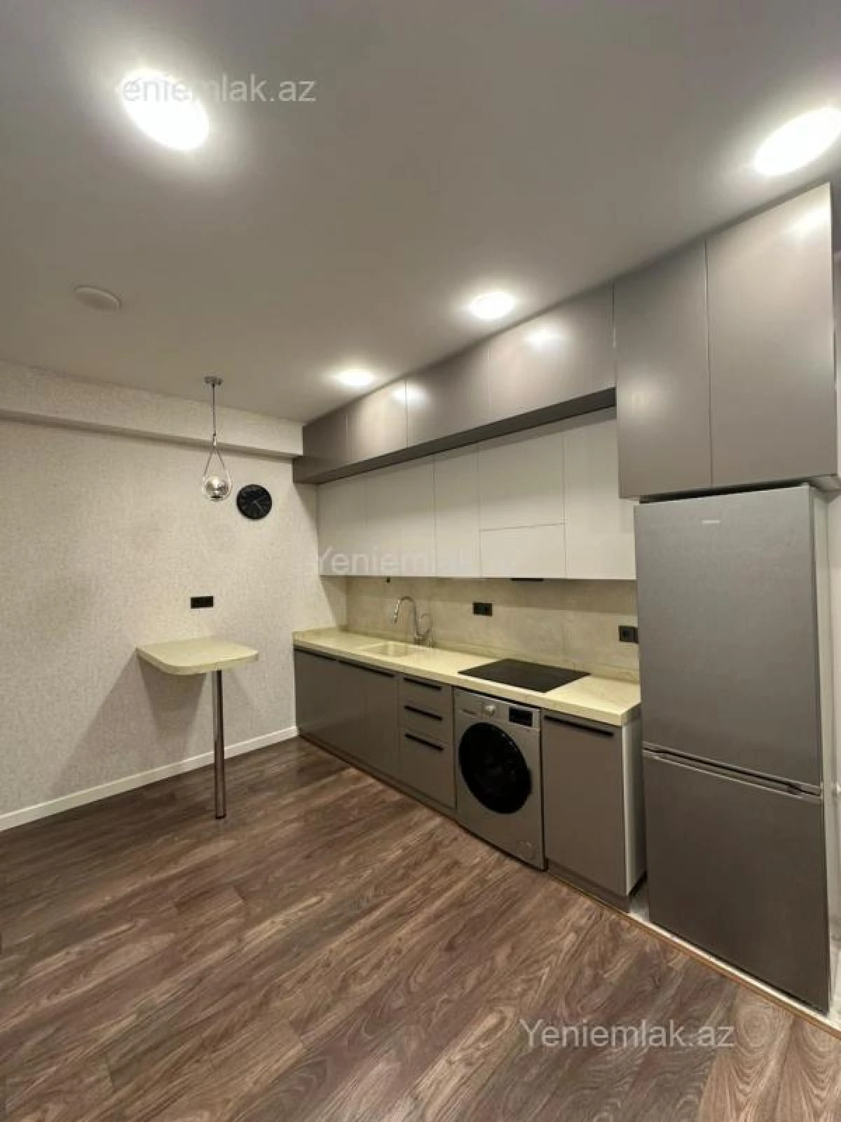 Satılır 2 otaqlı yeni tikili 80 m²