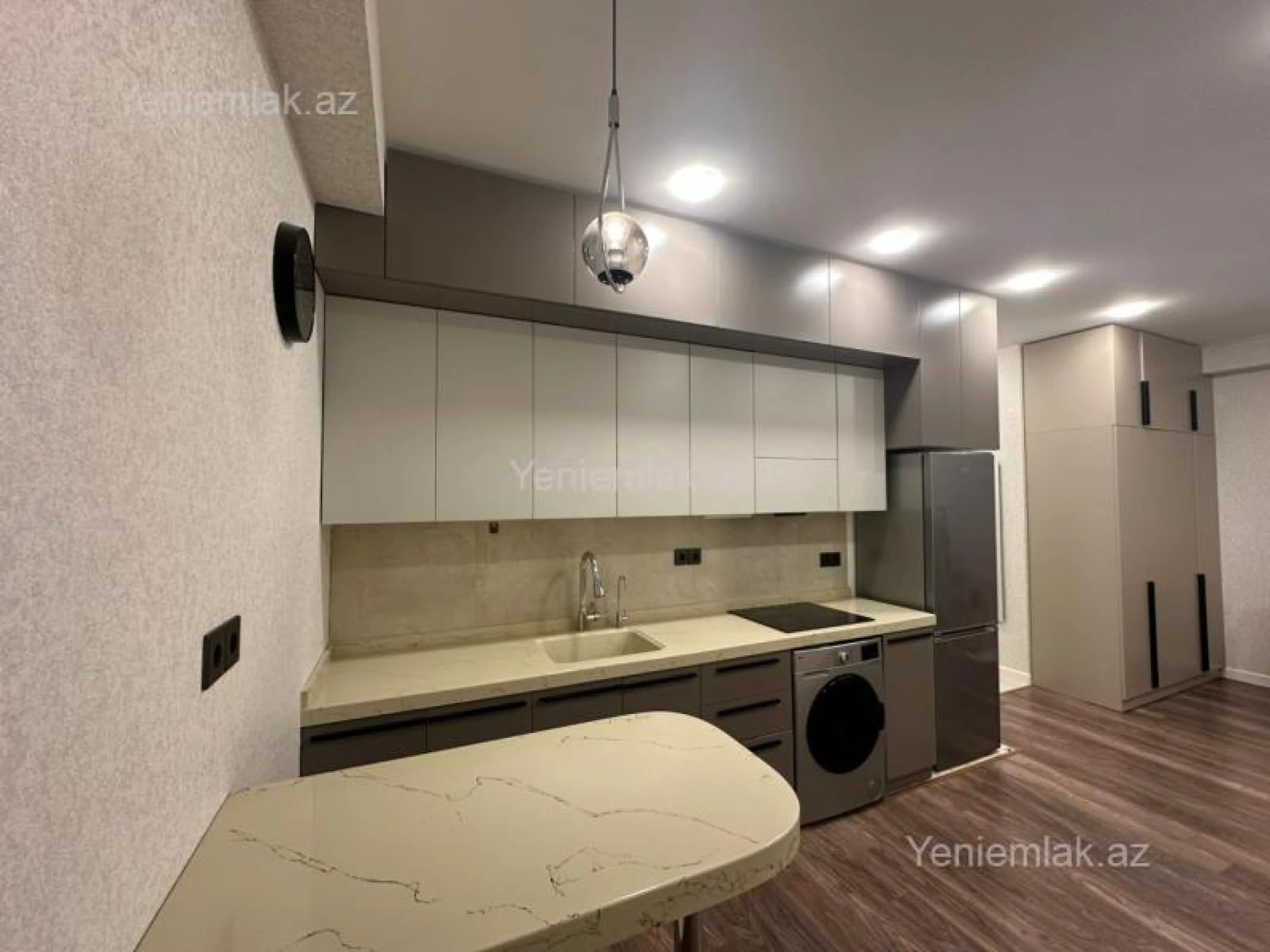 Satılır 2 otaqlı yeni tikili 80 m²