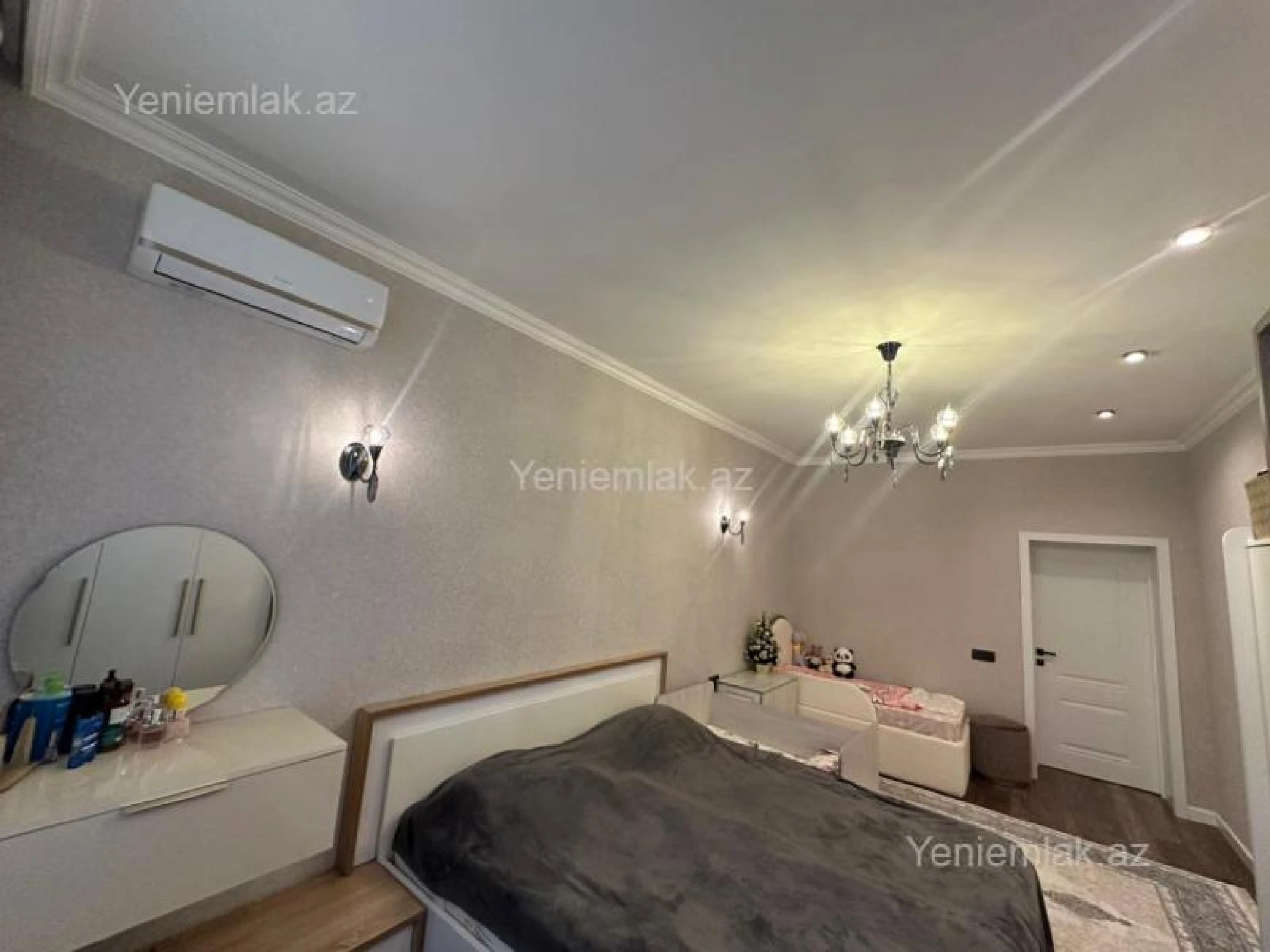 Satılır 2 otaqlı yeni tikili 80 m²