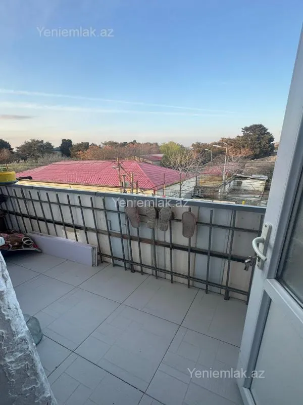 Satılır 3 otaqlı köhnə tikili 80 m²