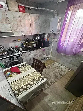Satılır 3 otaqlı köhnə tikili 80 m²