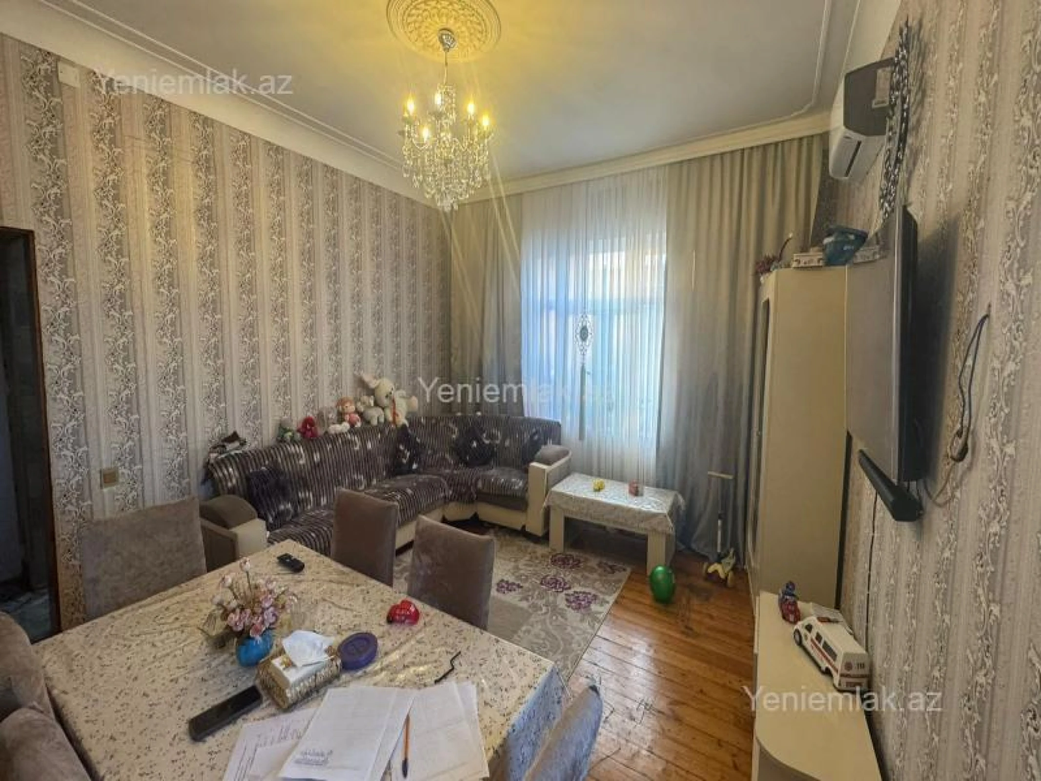 Satılır 3 otaqlı köhnə tikili 80 m²