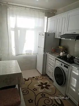 Satılır 2 otaqlı köhnə tikili 47 m²