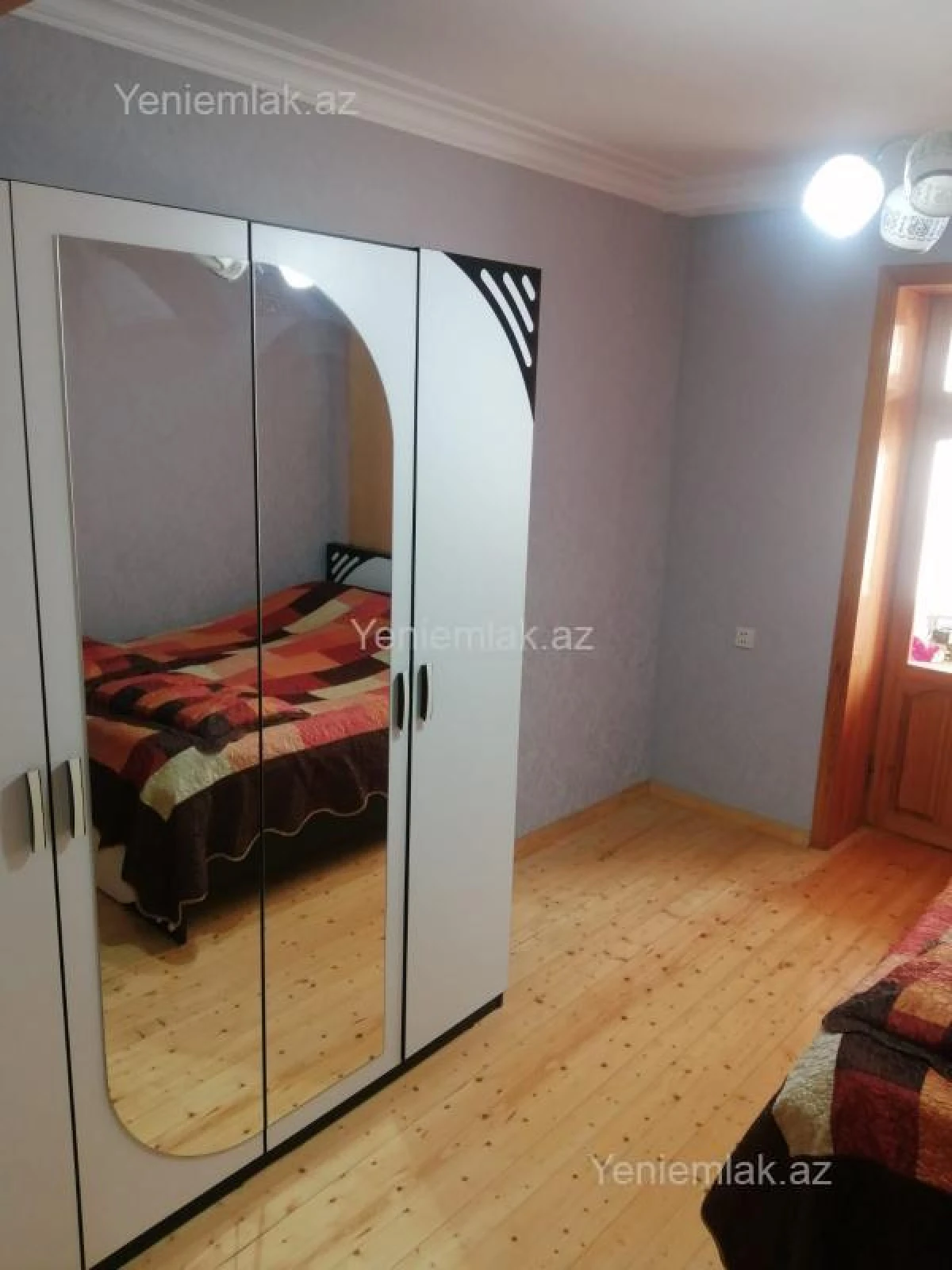 Satılır 2 otaqlı köhnə tikili 47 m²