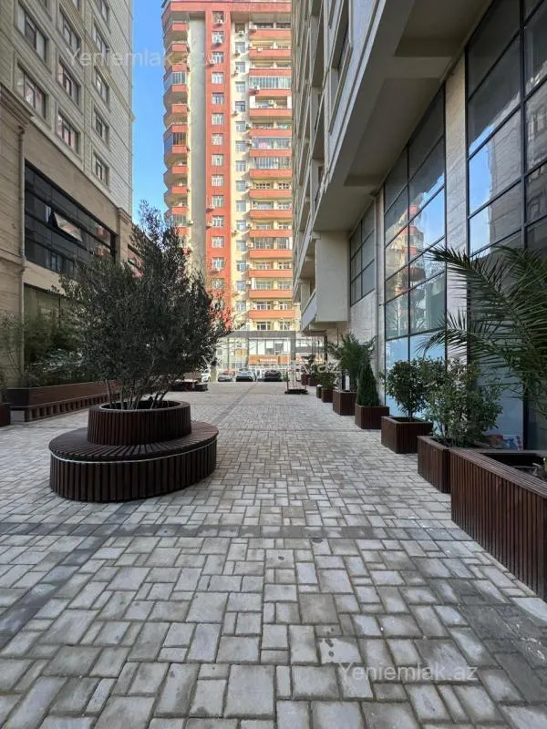 Satılır 2 otaqlı yeni tikili 62 m²