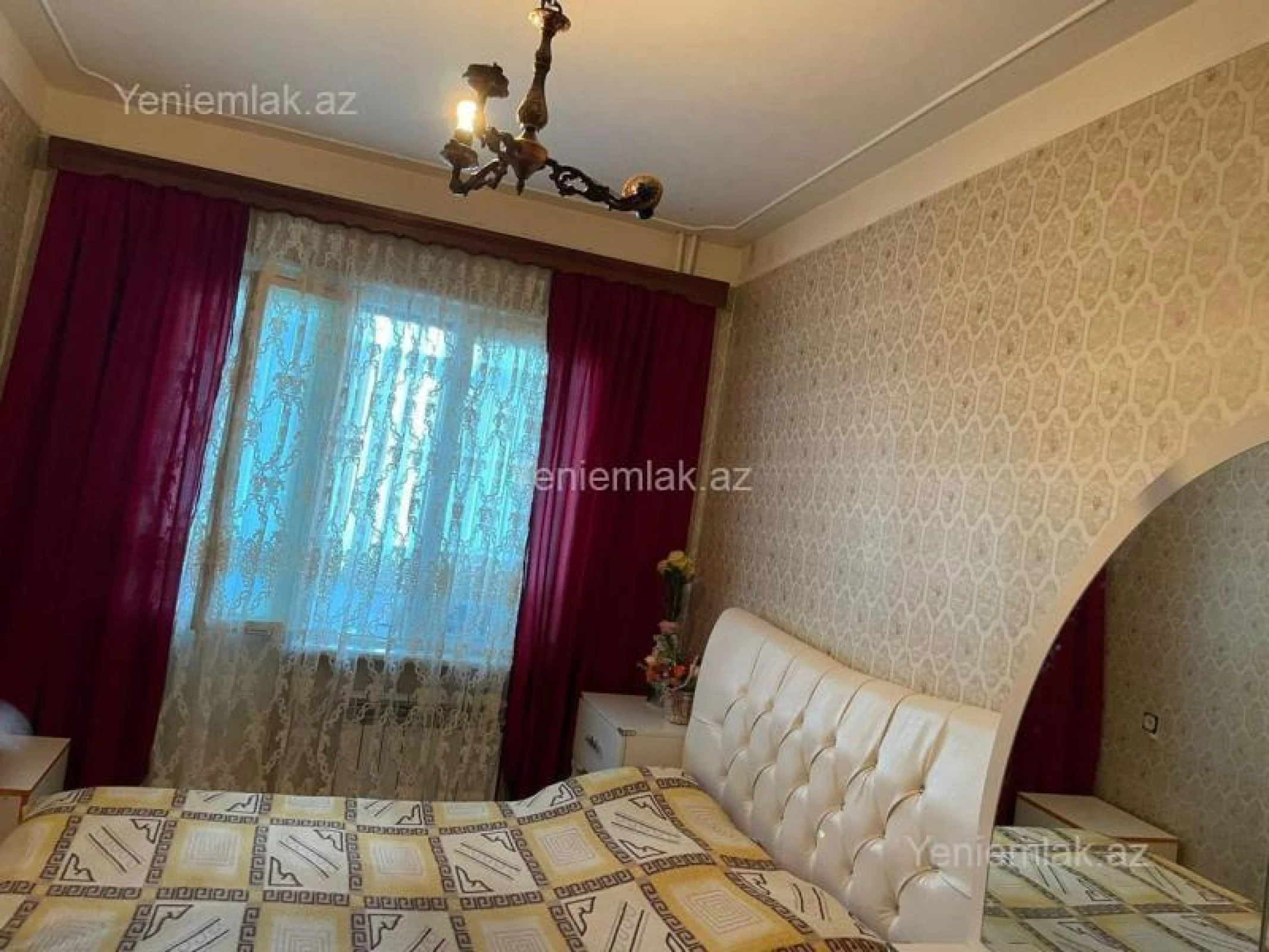 Satılır 4 otaqlı köhnə tikili 93 m²