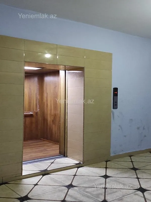 Satılır 3 otaqlı yeni tikili 150 m²