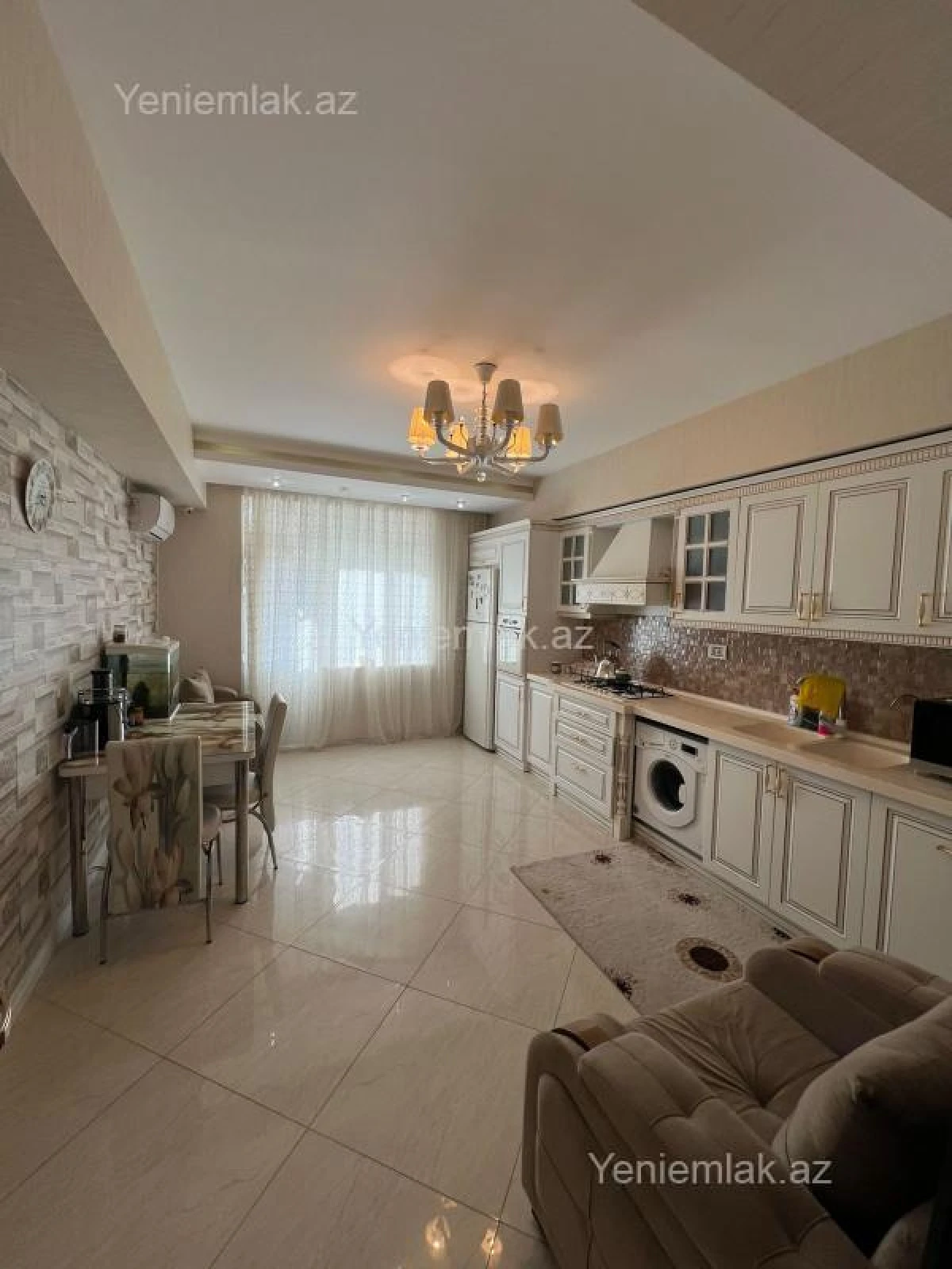 Satılır 3 otaqlı yeni tikili 150 m²