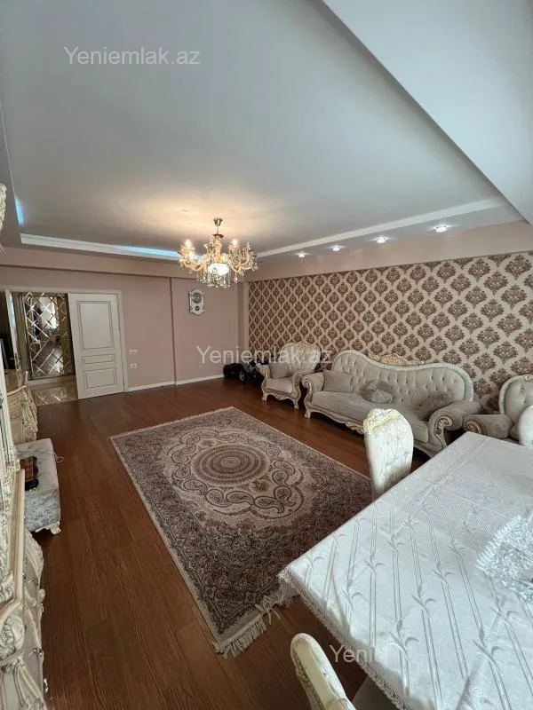 Satılır 3 otaqlı yeni tikili 150 m²