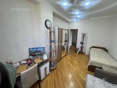 Satılır 3 otaqlı yeni tikili 120 m²