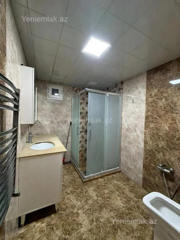 Satılır 3 otaqlı köhnə tikili 85 m²