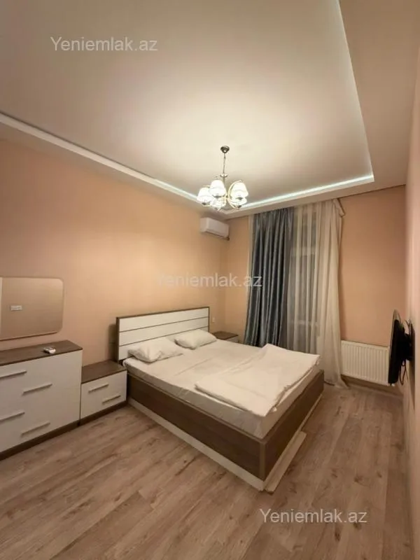 Satılır 3 otaqlı köhnə tikili 85 m²