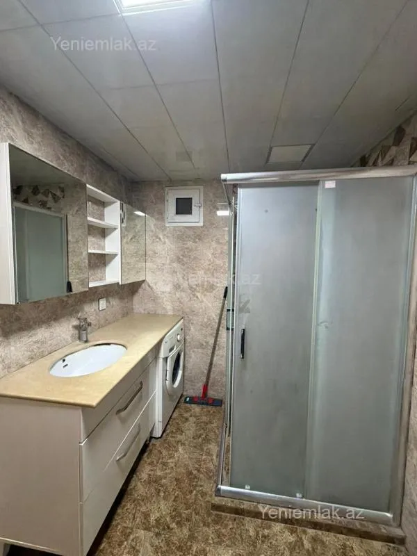 Satılır 3 otaqlı köhnə tikili 85 m²