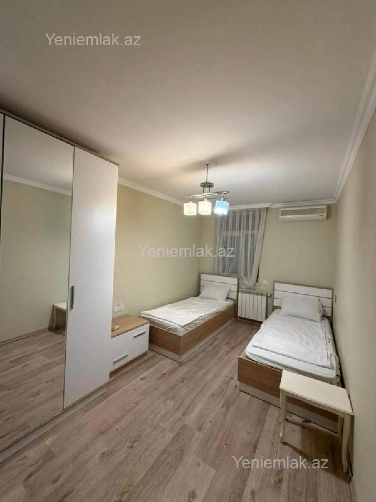 Satılır 3 otaqlı köhnə tikili 85 m²