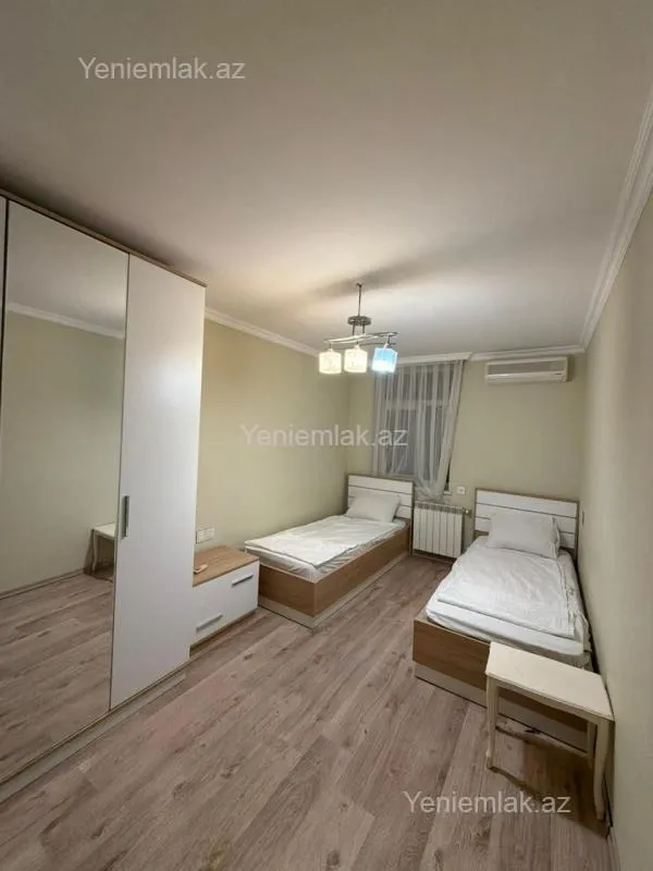 Satılır 3 otaqlı köhnə tikili 85 m²