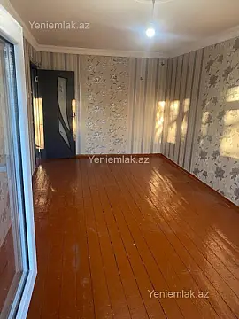 Satılır 1 otaqlı köhnə tikili 31 m² — Sumqayıt, 5-ci mikrorayon 1 otaq 31.00 m²