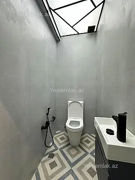 Satılır 2 otaqlı yeni tikili 82 m²