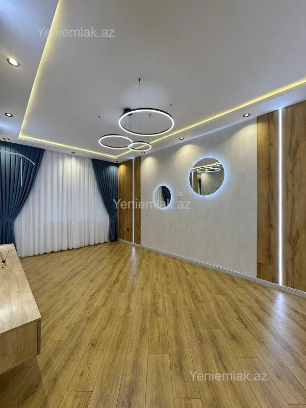 Satılır 2 otaqlı yeni tikili 82 m²