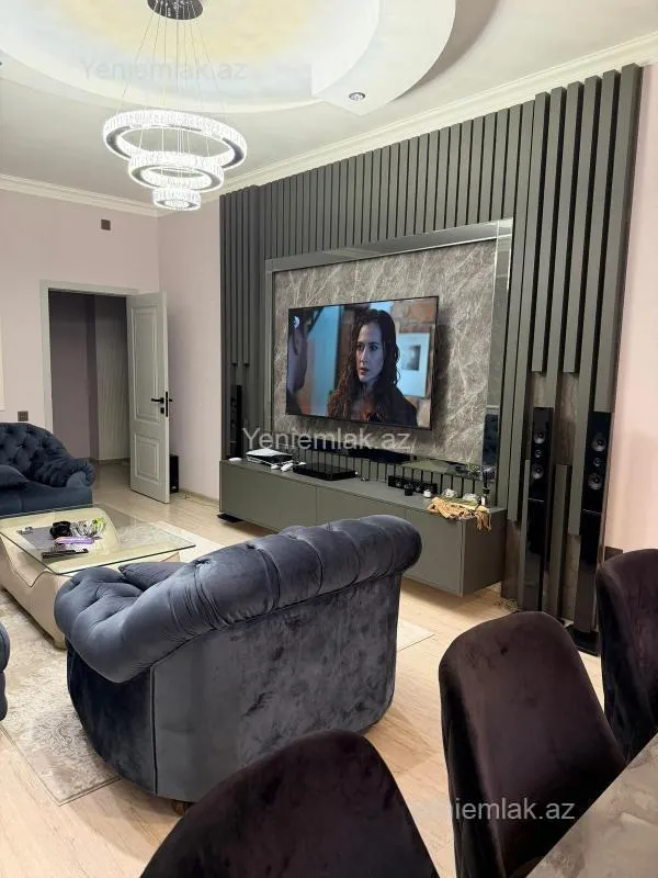 Satılır 3 otaqlı yeni tikili 100 m²