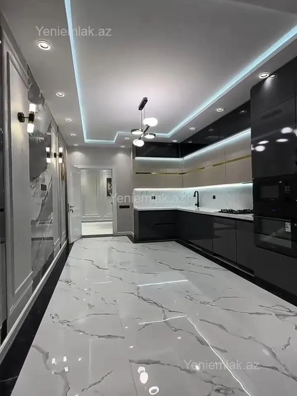 Satılır 3 otaqlı yeni tikili 138 m²