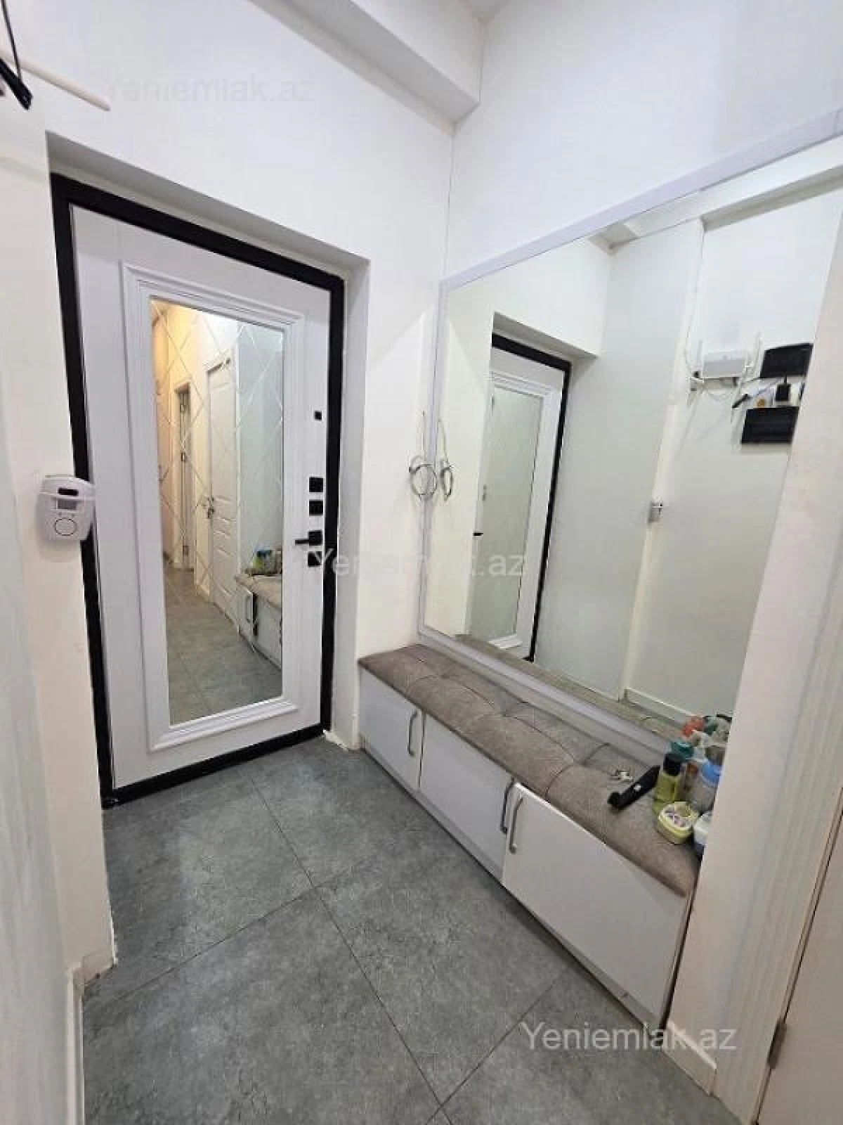 Satılır 2 otaqlı yeni tikili 60 m²