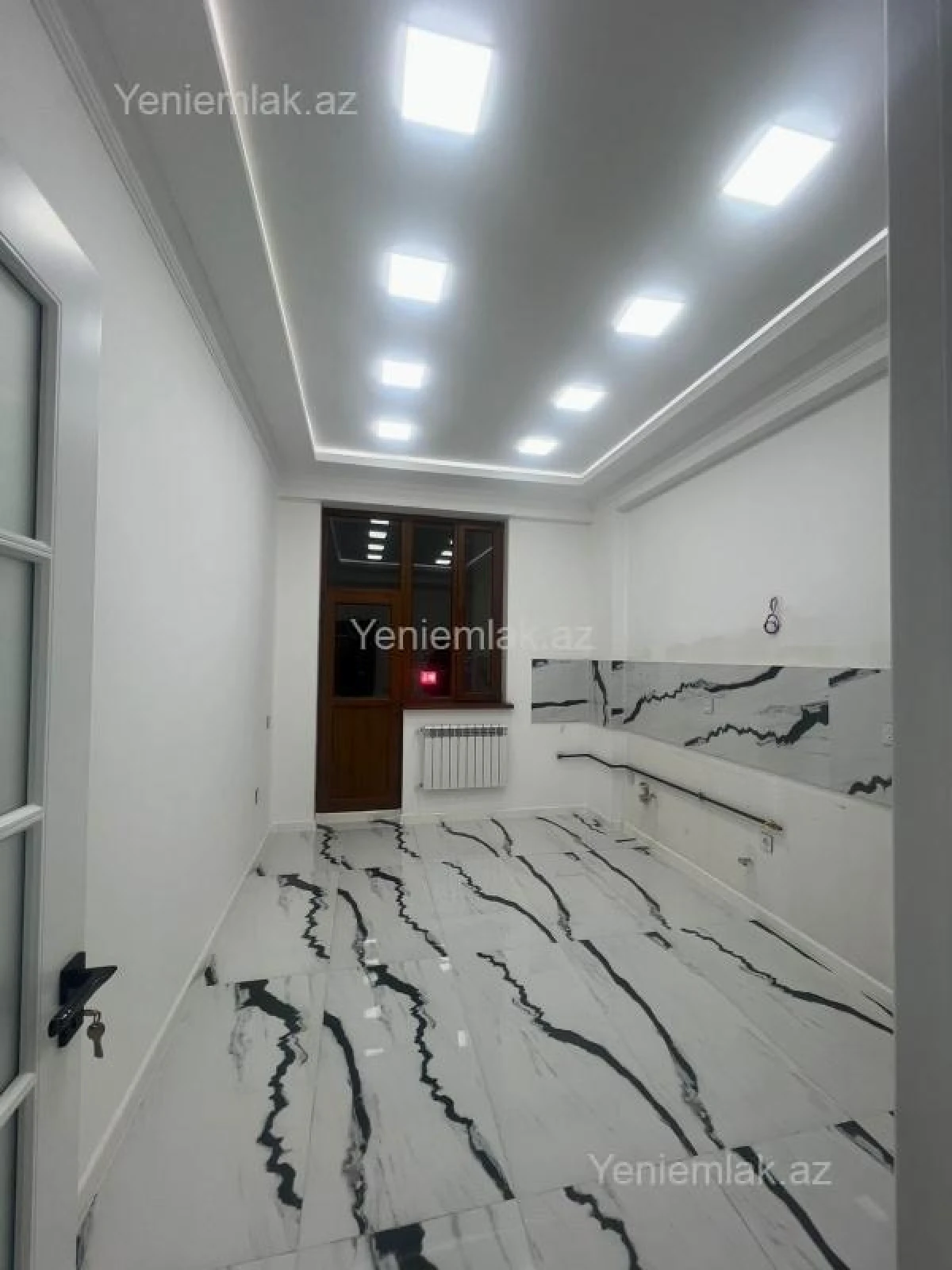 Satılır 3 otaqlı yeni tikili 127 m²