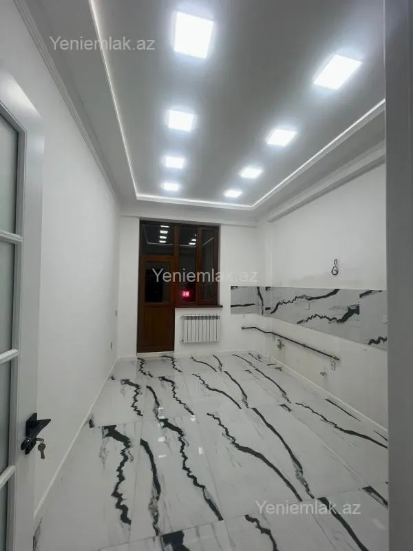 Satılır 3 otaqlı yeni tikili 127 m²