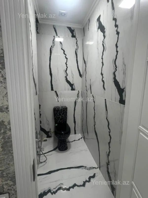 Satılır 3 otaqlı yeni tikili 127 m²