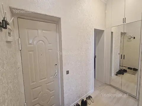 Satılır 2 otaqlı köhnə tikili 56 m²