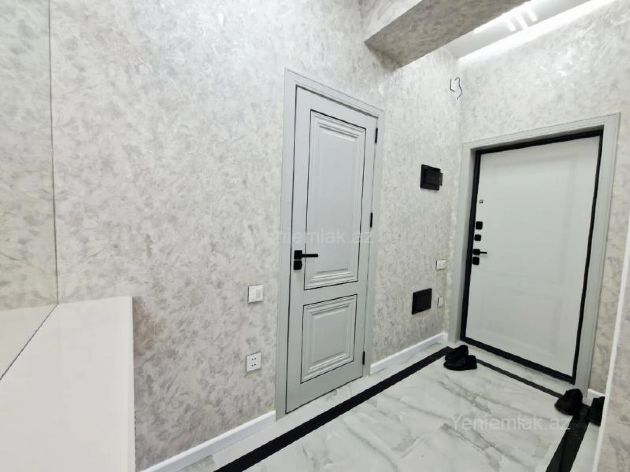 Satılır 2 otaqlı yeni tikili 77 m²