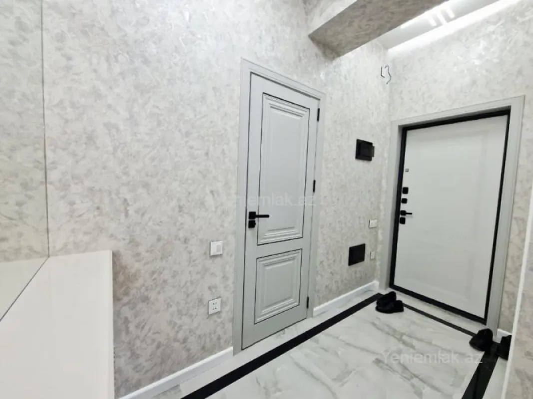 Satılır 2 otaqlı yeni tikili 77 m²