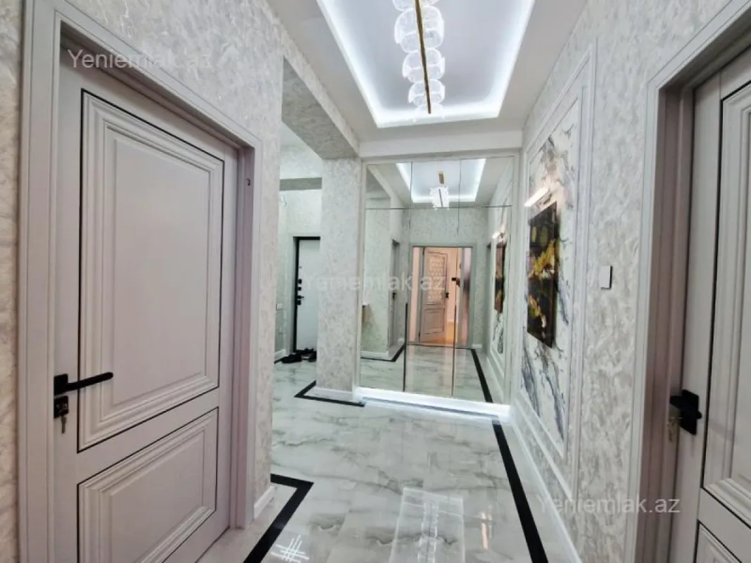 Satılır 2 otaqlı yeni tikili 77 m²