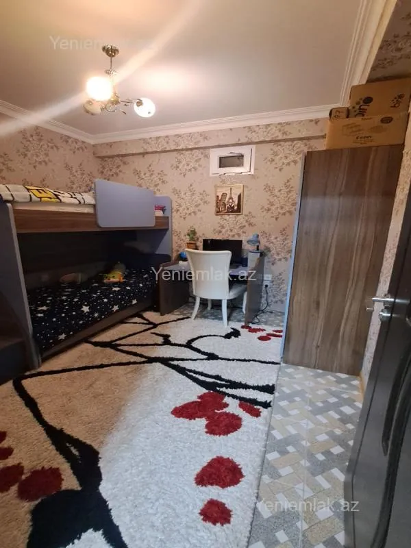 Satılır 3 otaqlı yeni tikili 72 m²