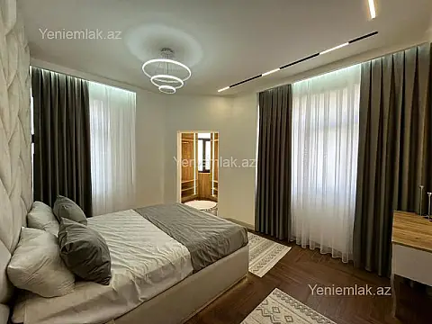 Satılır 3 otaqlı yeni tikili 90 m²