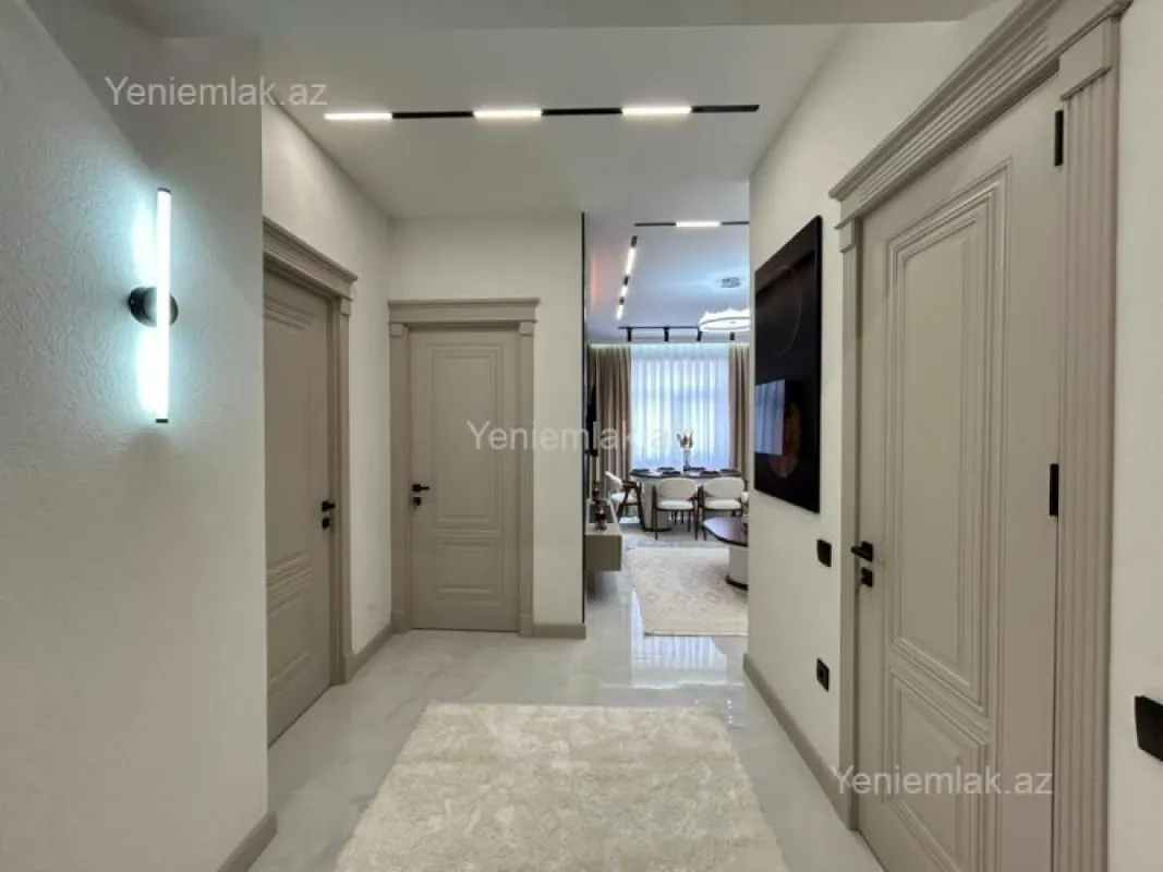 Satılır 3 otaqlı yeni tikili 90 m²