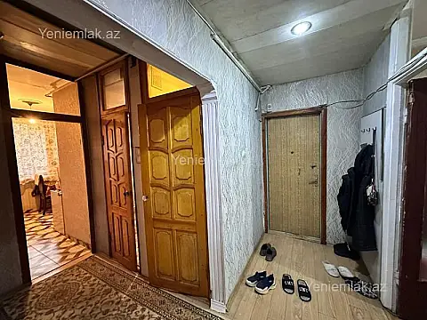 Satılır 3 otaqlı köhnə tikili 85 m²