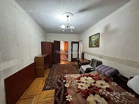 Satılır 3 otaqlı köhnə tikili 85 m²