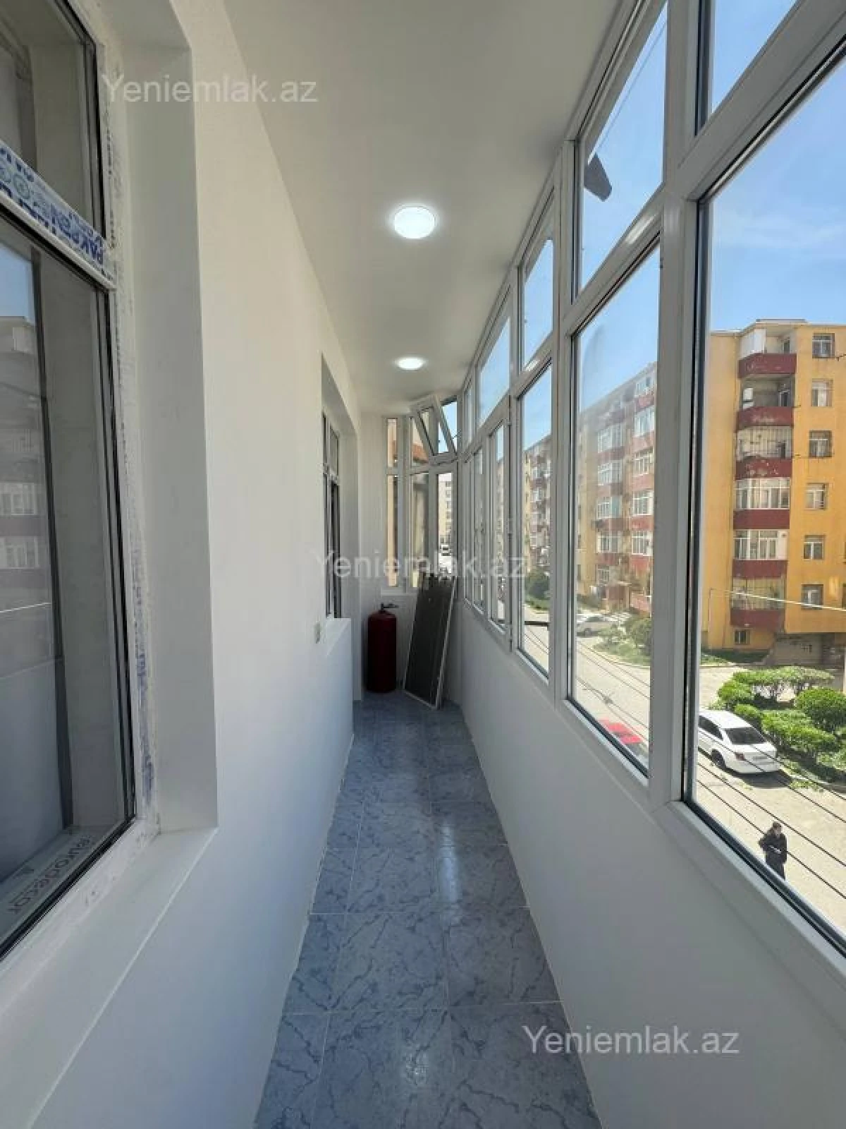Satılır 3 otaqlı yeni tikili 73 m²