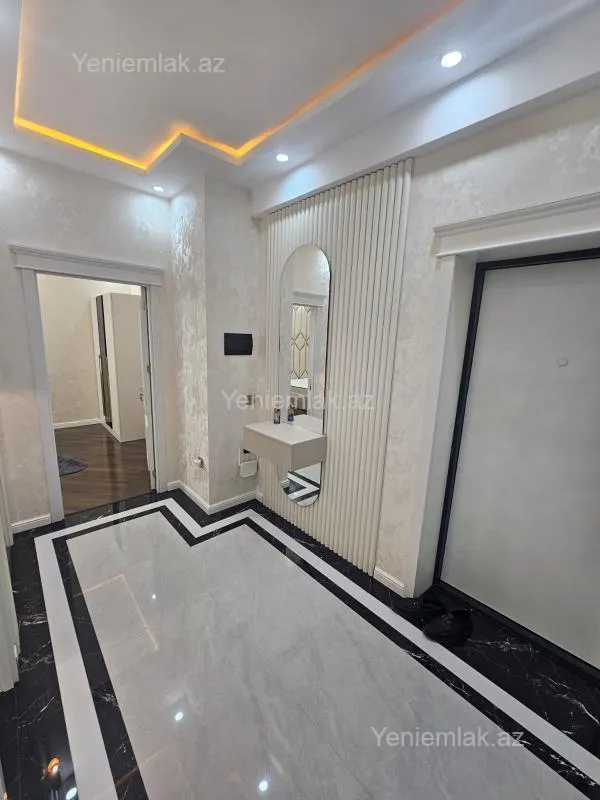 Satılır 2 otaqlı yeni tikili 75 m²