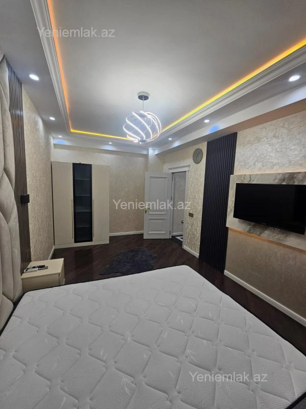 Satılır 2 otaqlı yeni tikili 75 m²
