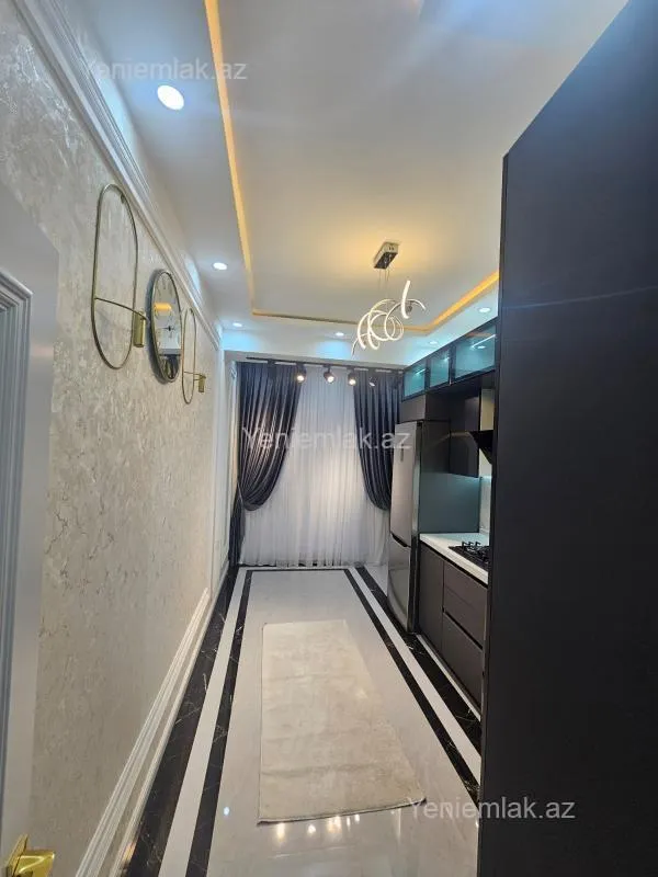 Satılır 2 otaqlı yeni tikili 75 m²